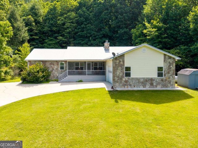 810 Hog Creek Road, Hiawassee, GA 30546