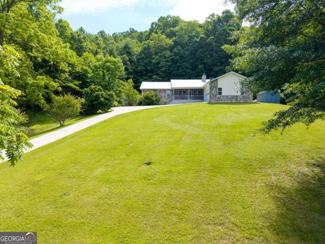 810 Hog Creek Road, Hiawassee, GA 30546