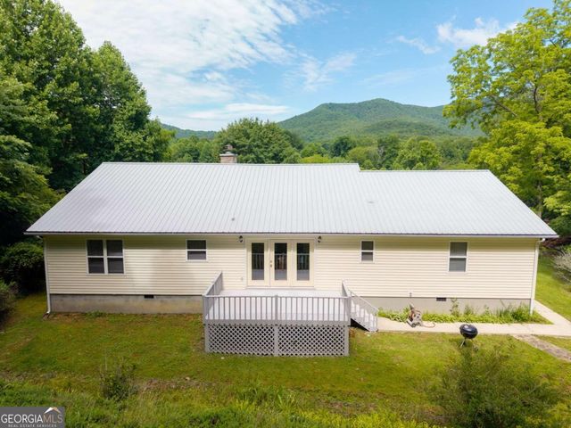 810 Hog Creek Road, Hiawassee, GA 30546