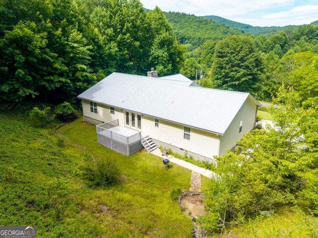 810 Hog Creek Road, Hiawassee, GA 30546