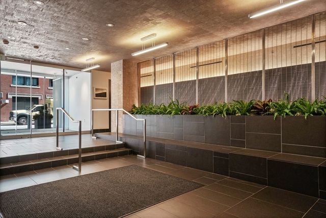 141 Dorchester Ave U:616, Boston, MA 02127