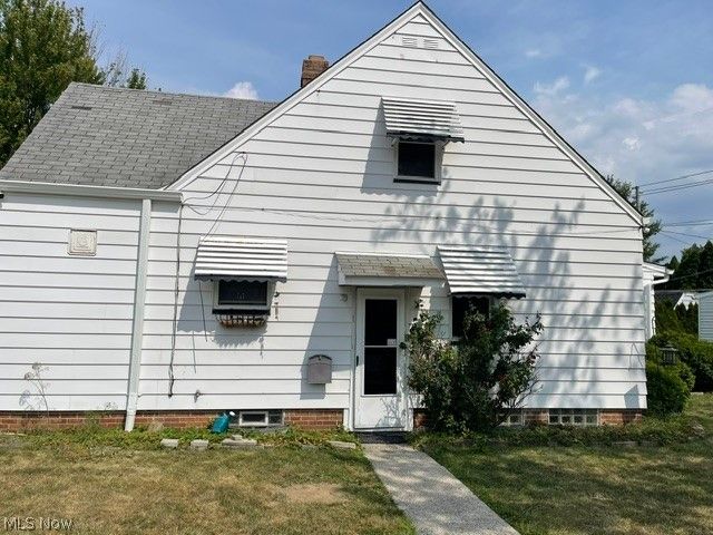 12204 Oak Park Boulevard, Garfield Heights, OH 44125