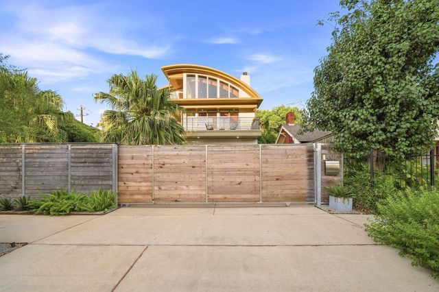 4107 Stanford Street, Houston, TX 77006
