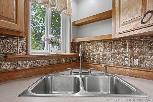 33 Haleys Drive, Adair, OK 74330