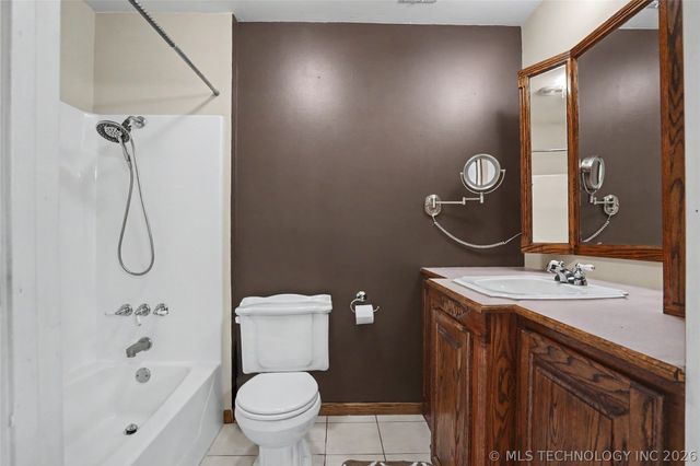 33 Haleys Drive, Adair, OK 74330