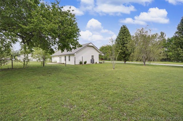 33 Haleys Drive, Adair, OK 74330