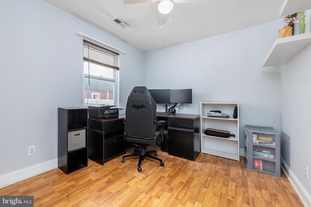 400 N FORKLANDING RD, Maple Shade, NJ 08052