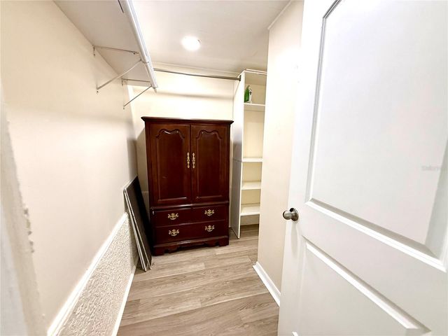 2658 NASSAU STREET, Sarasota, FL 34231