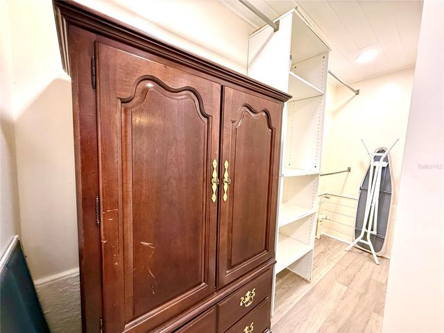 2658 NASSAU STREET, Sarasota, FL 34231