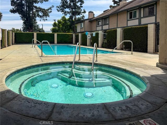 579 W 9th, Upland, CA 91786