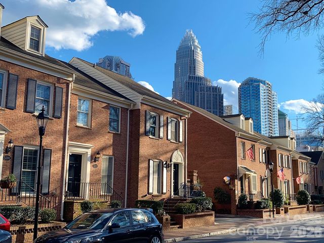 611 N Pine Street, Charlotte, NC 28202