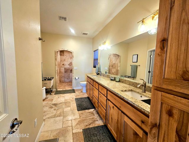 1271 E Fenway Drive, Benson, AZ 85602