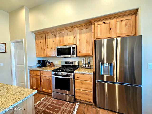 1271 E Fenway Drive, Benson, AZ 85602