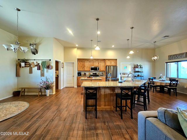 1271 E Fenway Drive, Benson, AZ 85602