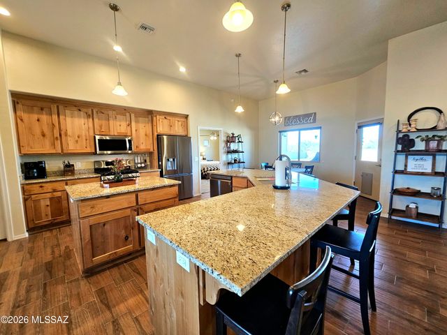 1271 E Fenway Drive, Benson, AZ 85602