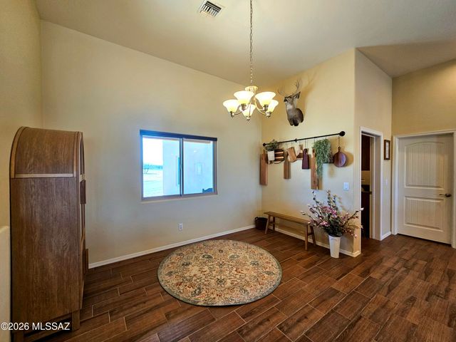 1271 E Fenway Drive, Benson, AZ 85602