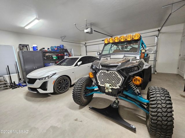 1271 E Fenway Drive, Benson, AZ 85602