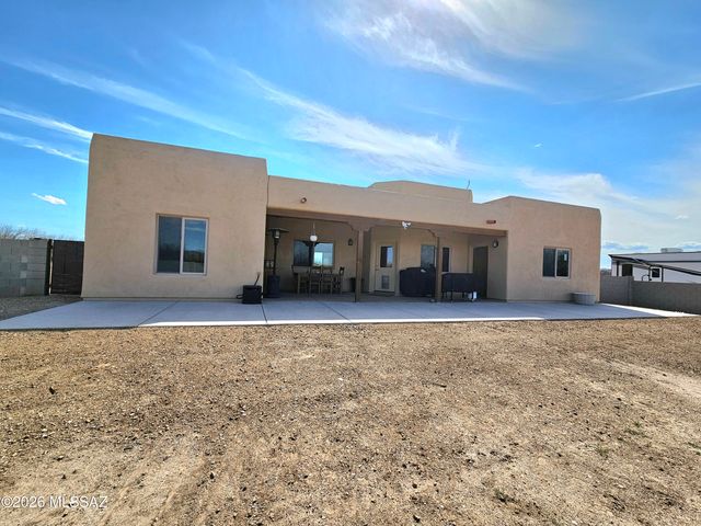 1271 E Fenway Drive, Benson, AZ 85602
