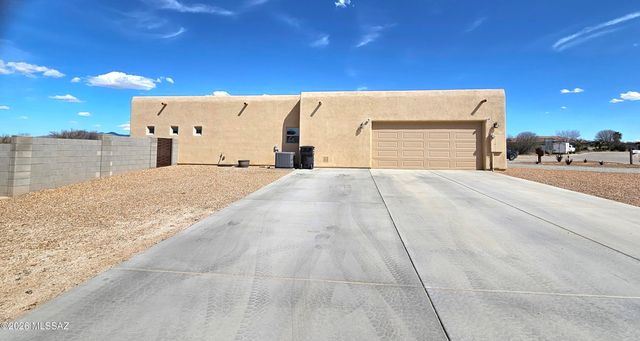 1271 E Fenway Drive, Benson, AZ 85602