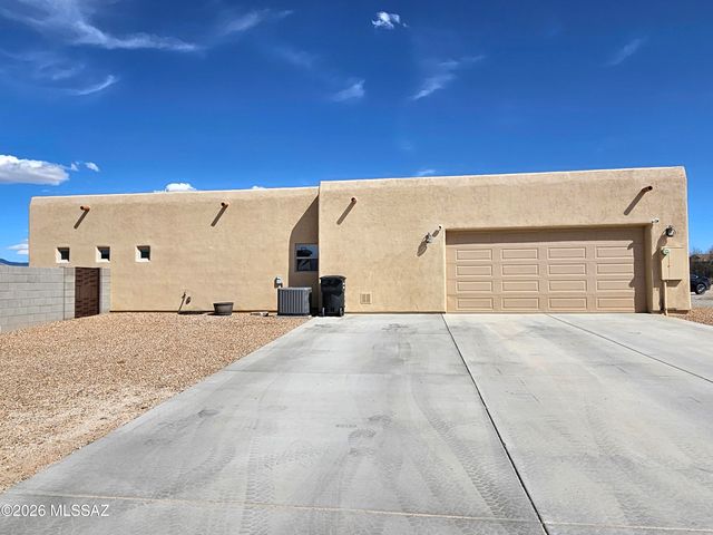1271 E Fenway Drive, Benson, AZ 85602