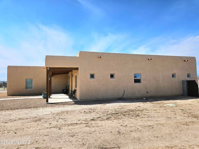 1271 E Fenway Drive, Benson, AZ 85602