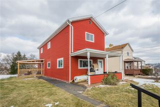 143 Chalfont Street, Whitaker, PA 15120