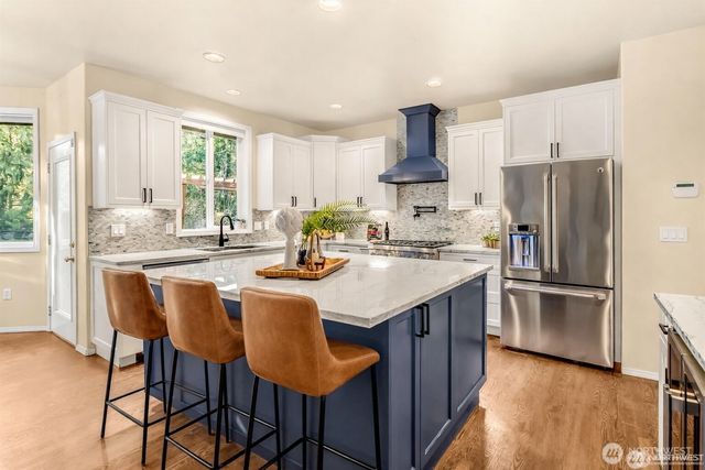 13718 58th Street SE, Snohomish, WA 98290