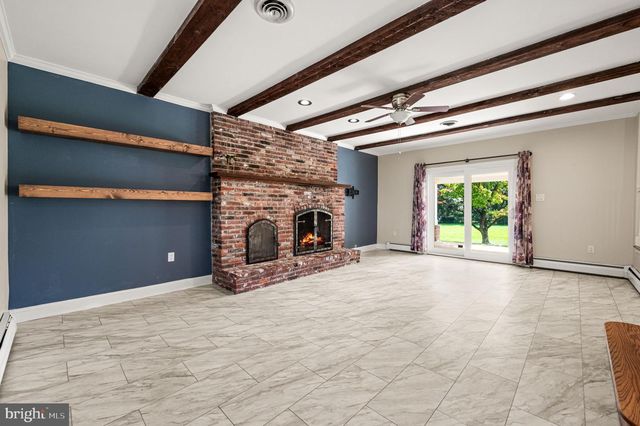 113 GLENWOOD DR, Washington Crossing, PA 18977
