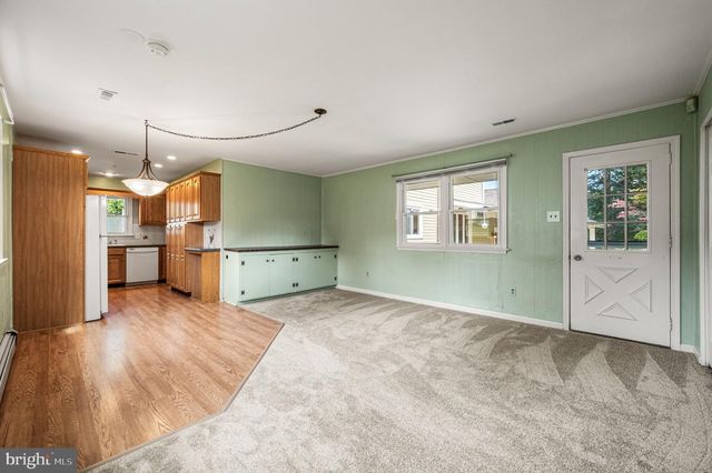 113 GLENWOOD DR, Washington Crossing, PA 18977