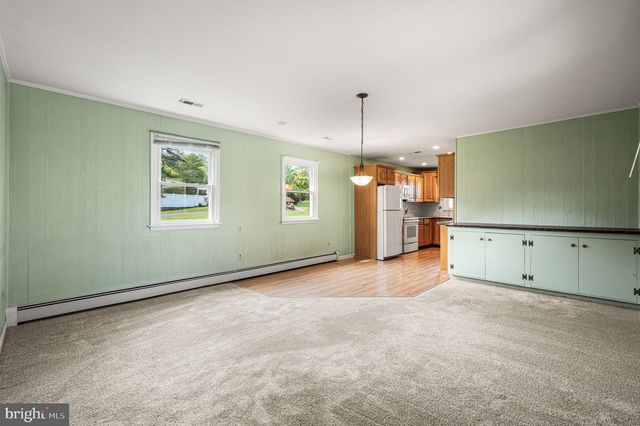 113 GLENWOOD DR, Washington Crossing, PA 18977