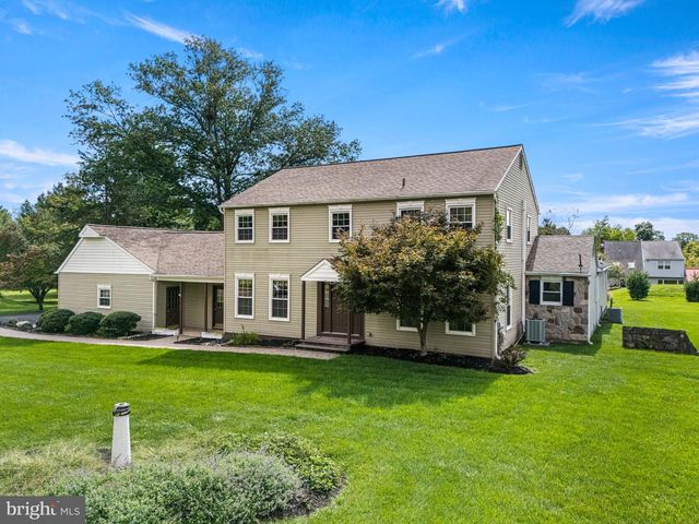113 GLENWOOD DR, Washington Crossing, PA 18977