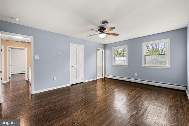 113 GLENWOOD DR, Washington Crossing, PA 18977