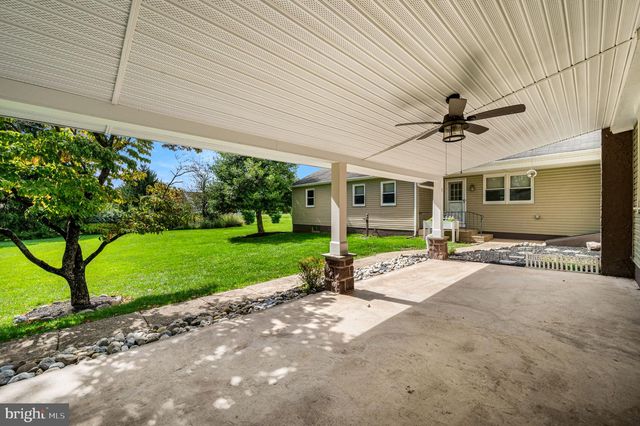 113 GLENWOOD DR, Washington Crossing, PA 18977