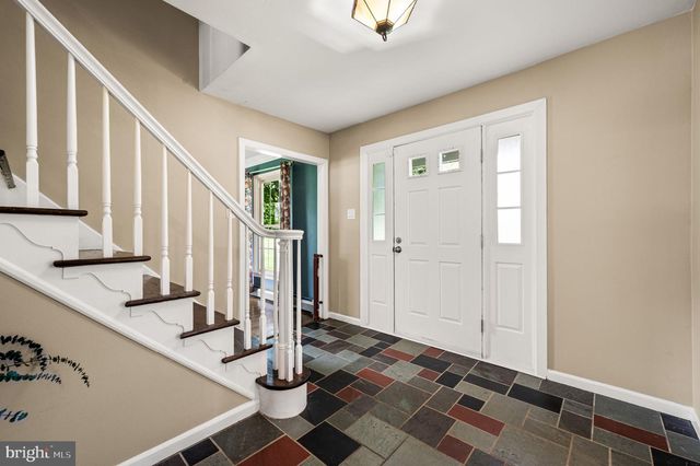 113 GLENWOOD DR, Washington Crossing, PA 18977