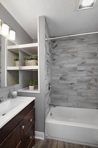 1886 Loganberry Lane, Crown Point, IN 46307