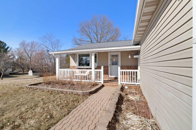 1886 Loganberry Lane, Crown Point, IN 46307