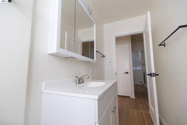 365 Lorraine, San Leandro, CA 94577