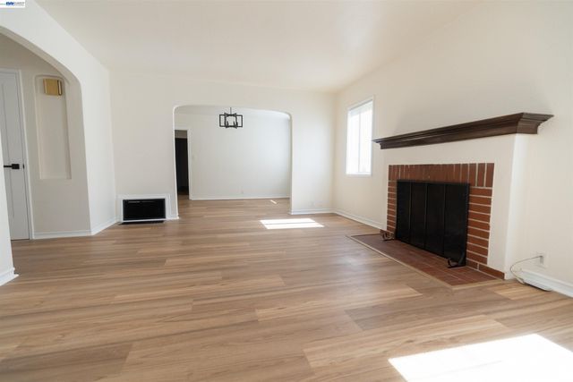 365 Lorraine, San Leandro, CA 94577