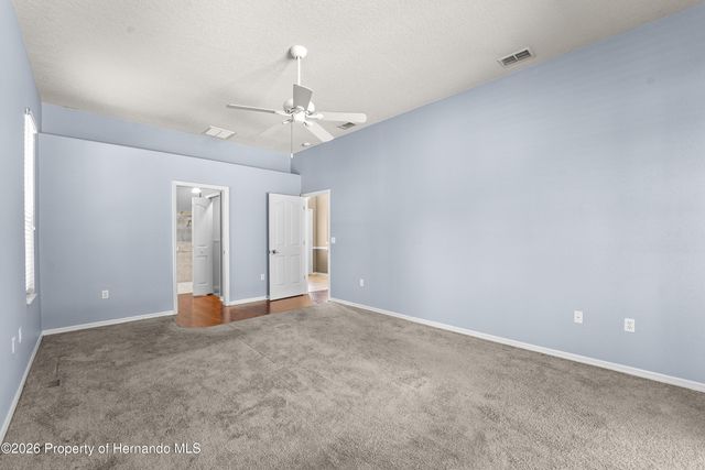 9183 Nightingale Road, Weeki Wachee, FL 34613