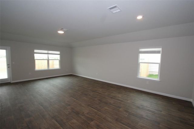 484 Dove TRL, Bertram, TX 78605