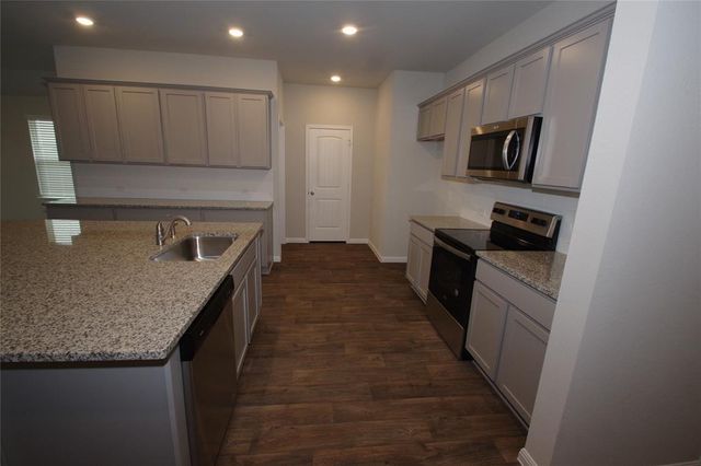 484 Dove TRL, Bertram, TX 78605