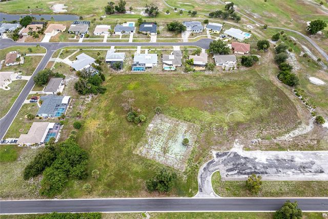 3 GOLFVIEW ROAD, Rotonda West, FL 33947