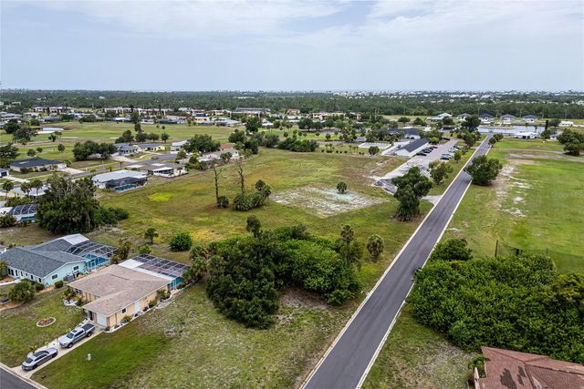 3 GOLFVIEW ROAD, Rotonda West, FL 33947
