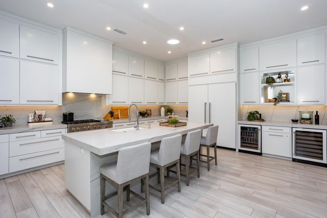 10312 Fox Borough Dr, Oakdale, CA 95361