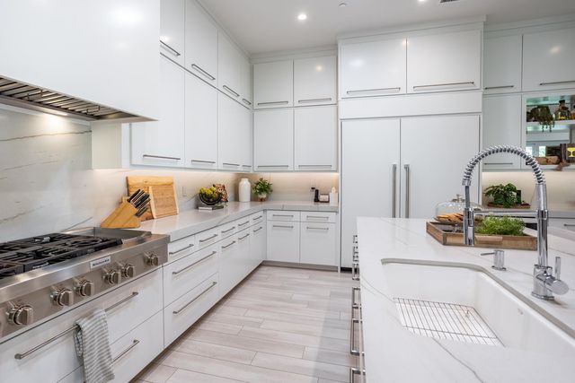 10312 Fox Borough Dr, Oakdale, CA 95361