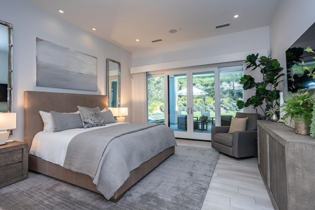 10312 Fox Borough Dr, Oakdale, CA 95361