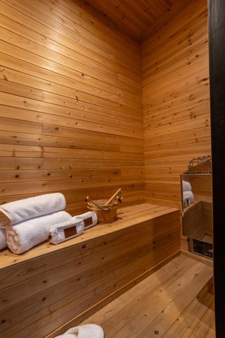 10312 Fox Borough Dr, Oakdale, CA 95361