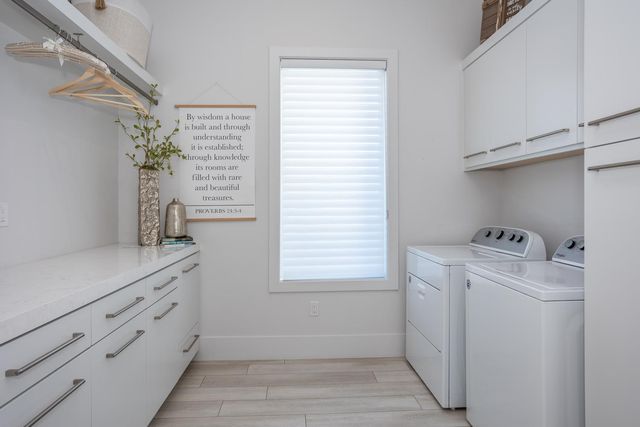 10312 Fox Borough Dr, Oakdale, CA 95361