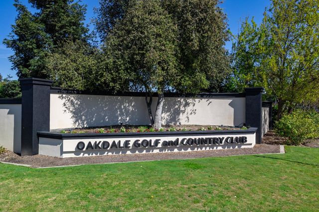 10312 Fox Borough Dr, Oakdale, CA 95361