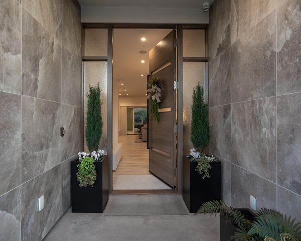 10312 Fox Borough Dr, Oakdale, CA 95361